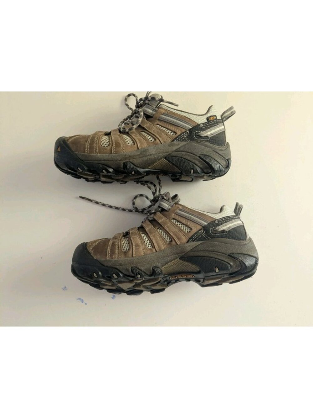 KEEN Women’s Utility ASTM F2413-11 Sz 7.5 Steel Toe Flint Low Work Hiking Shoes
